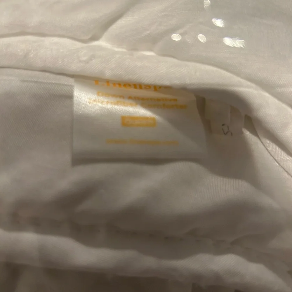 Queen Comforter - Picture 2 of 2